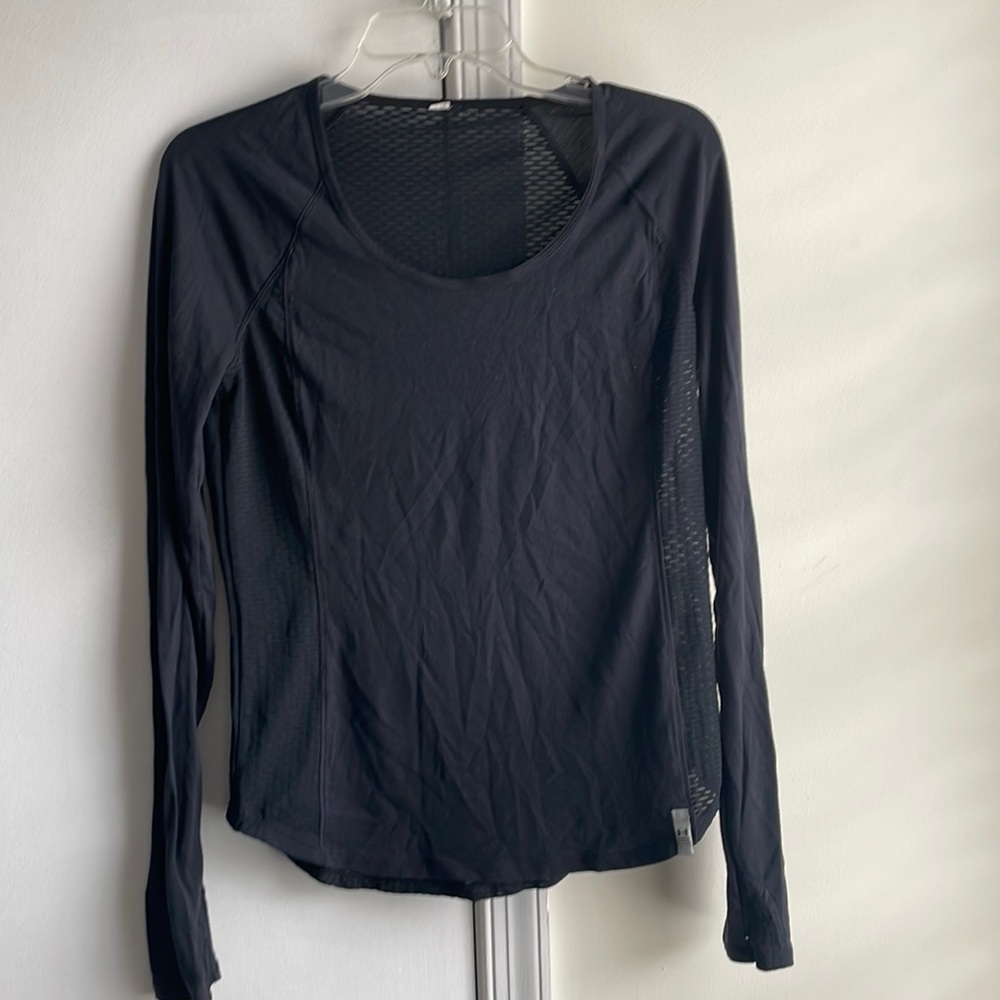 Under Armour workout long sleeve top